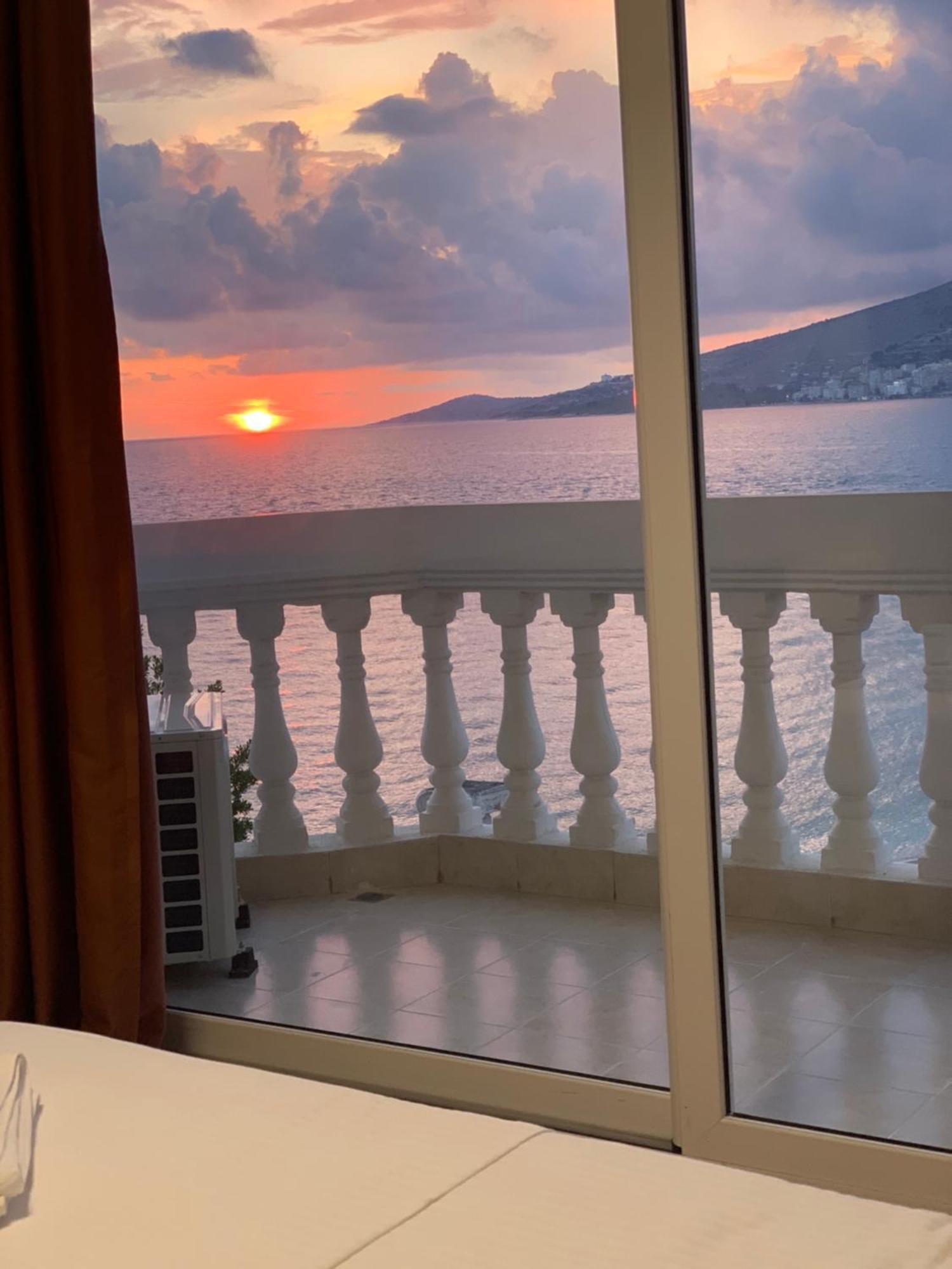 Hotel Dodona Sarandë Exterior foto