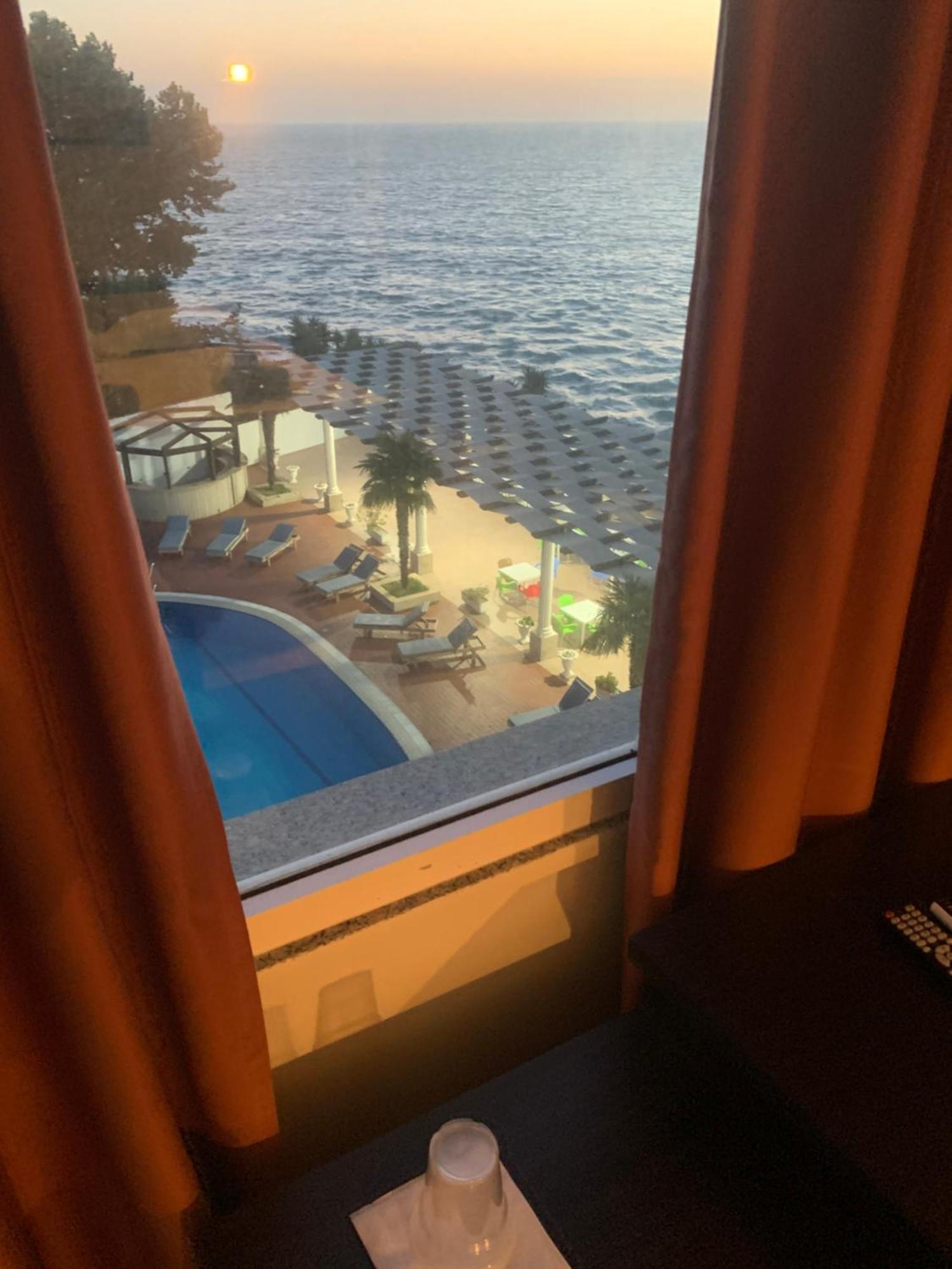 Hotel Dodona Sarandë Exterior foto